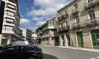 Casa adosada en venta en Ribadavia