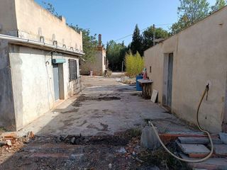 Chalet en venta en Urbanizaciones en Llíria