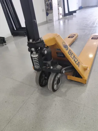 Traspalet Manual Amarillo