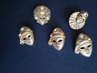 Maschere Venezia metallo e strass(5) a pins