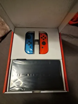 Nintendo Switch OLED Azul/Rojo Nueva