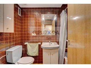 Piso en venta en Amara - Berri en San Sebastián-Donostia
