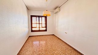 Piso en venta en Centro Ciudad en Manises