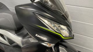 Kawasaki J 125 ABS Scooter Negro/Gris