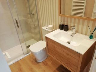 Piso en venta en Plaza España - Villa Pilar - Reyes Católicos - Vadillos en Burgos