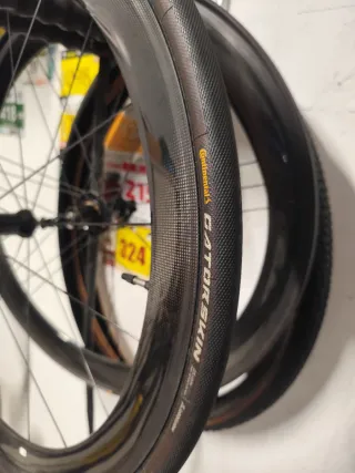 Rodas Campagnolo de Carbono