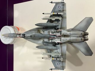 Maqueta F-18 Super Hornet  1/72