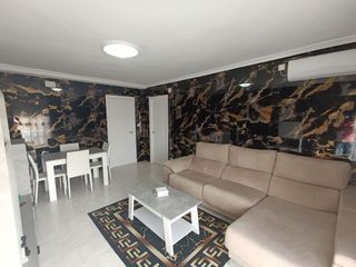 Piso en venta en Linares