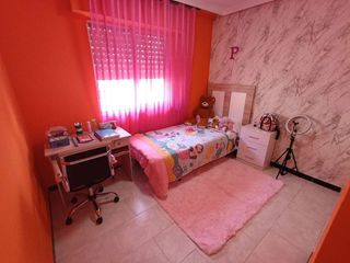 Piso en venta en Linares