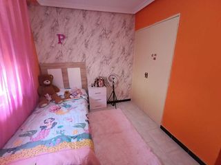 Piso en venta en Linares