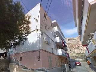 Piso en venta en La Chanca - Pescadería en Almería