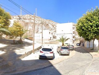 Piso en venta en La Chanca - Pescadería en Almería