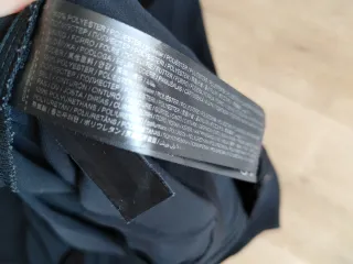 Mono negro wide leg con cinturón