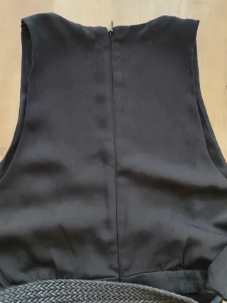 Mono negro wide leg con cinturón