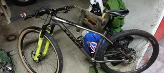 Bicicleta Trek Procaliber 9.8  Carbono