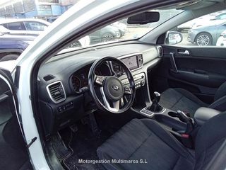 KIA SPORTAGE 1.6 MHEV Business 100kW (136CV) 4x4