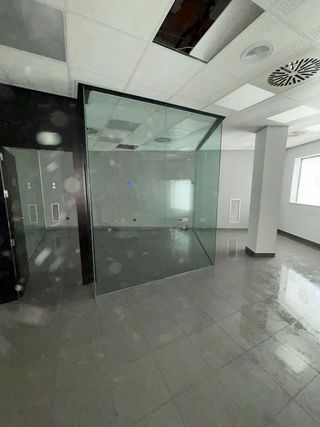 Local comercial en alquiler en Sevilla la Nueva