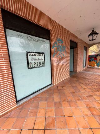 Local comercial en alquiler en Sevilla la Nueva