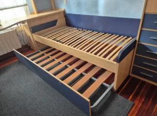 Cama nido con patas y colchones