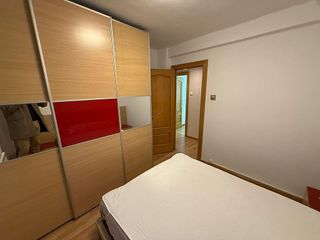 Piso en alquiler en Tenderina Alta - Fozaneldi en Oviedo