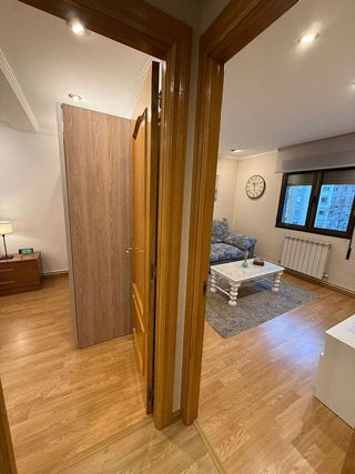 Piso en alquiler en Tenderina Alta - Fozaneldi en Oviedo