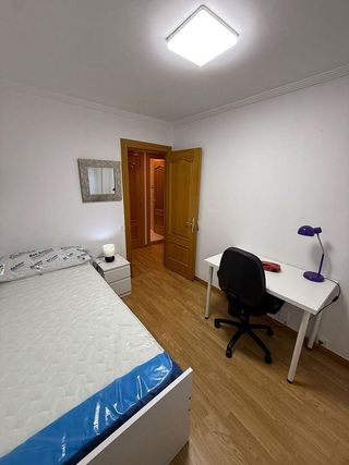 Piso en alquiler en Tenderina Alta - Fozaneldi en Oviedo