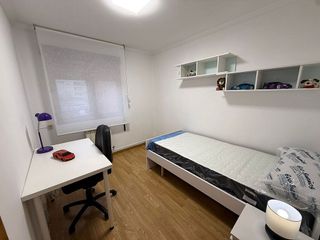 Piso en alquiler en Tenderina Alta - Fozaneldi en Oviedo