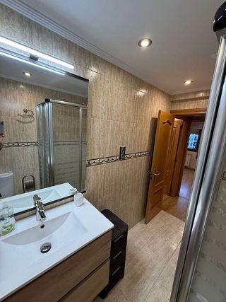 Piso en alquiler en Tenderina Alta - Fozaneldi en Oviedo