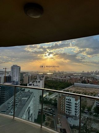 Piso en alquiler en La Punta en Valencia