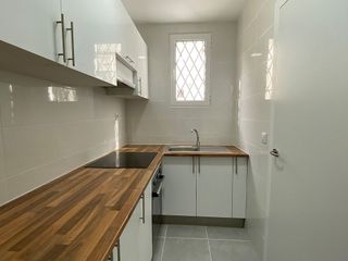 Piso en venta en El Raval en Barcelona