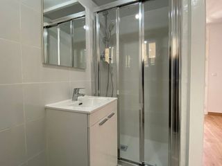 Piso en venta en El Raval en Barcelona