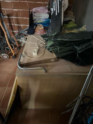 Habitación juvenil madera clara