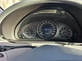 Mercedes-Benz  CLK 2005