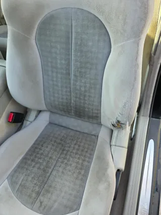 Mercedes-Benz  CLK 2005