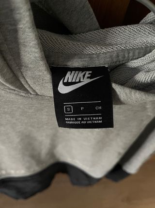 Sudadera Nike gris y negra
