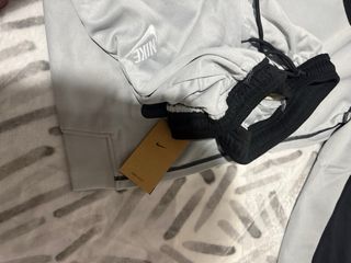 Chándal Nike Negro y Gris