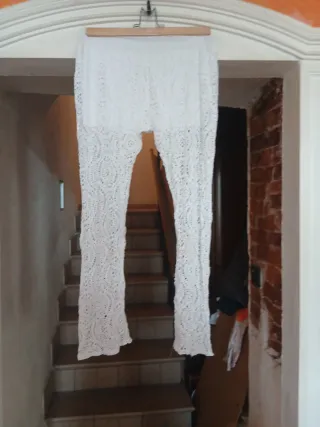 2 pantaloni a 10 euro