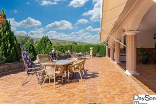 Chalet en venta en Alcalá la Real