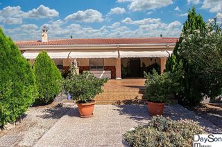 Chalet en venta en Alcalá la Real