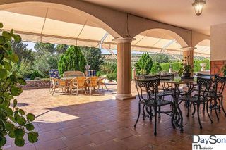 Chalet en venta en Alcalá la Real