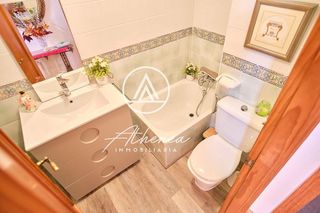 Casa adosada en venta en El Puerto - Romanilla en Roquetas de Mar