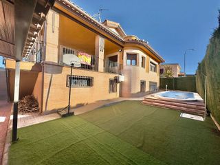 Chalet en venta en Valdepeñas