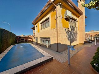 Chalet en venta en Valdepeñas