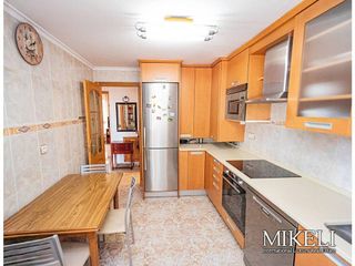 Casa pareada en venta en Alisal - Cazoña - San Román en Santander