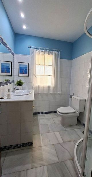 Chalet en venta en Gines