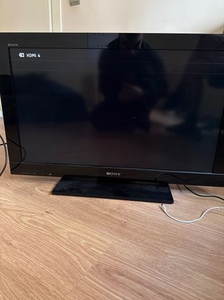 TV Sony 32 como nueva + Cable HDMI