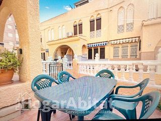 Casa adosada en venta en Torrelamata - La Mata en Torrevieja