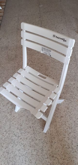 Silla Plegable Resina Blanca Birki 40x41x77cm