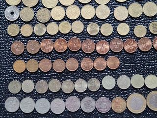 Lotto 450 monete mondiali