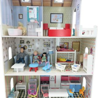 Casa de muñecas con accesorios